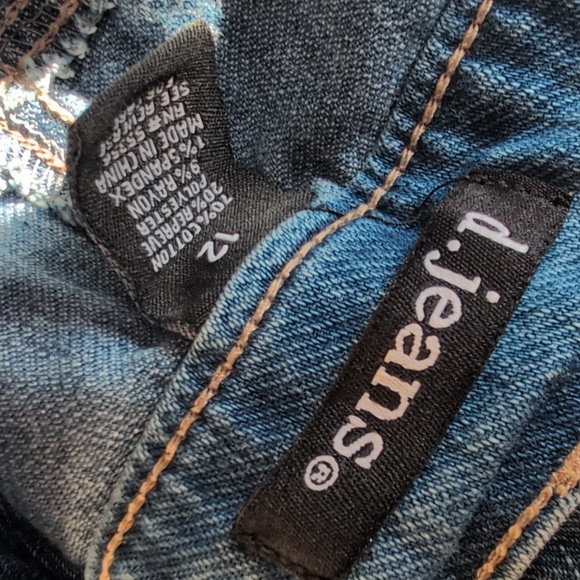 d. jeans Button Fly Skinny Jeans - Picture 4 of 4